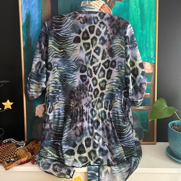 Elena Wang Elegant Blue Animal Print Blouse M - Picture 13 of 16
